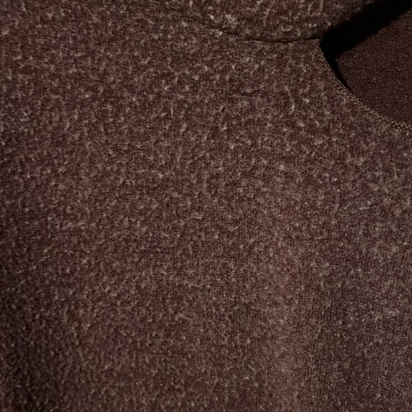 LNA Pullover Cutout Brushed Fuzzy Sweatshirt Wine XS - Picture 7 of 10